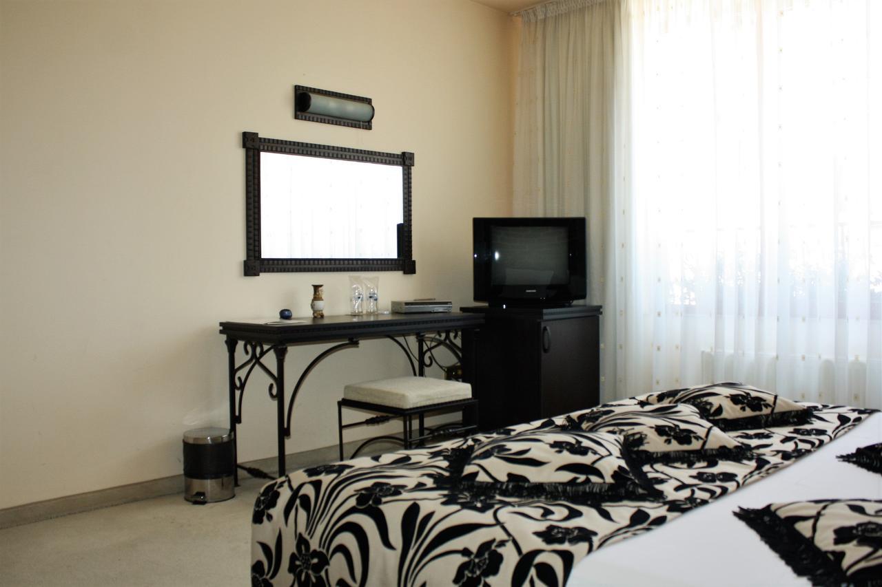 Hotel Villa Verde Gulubovo  ภายนอก รูปภาพ