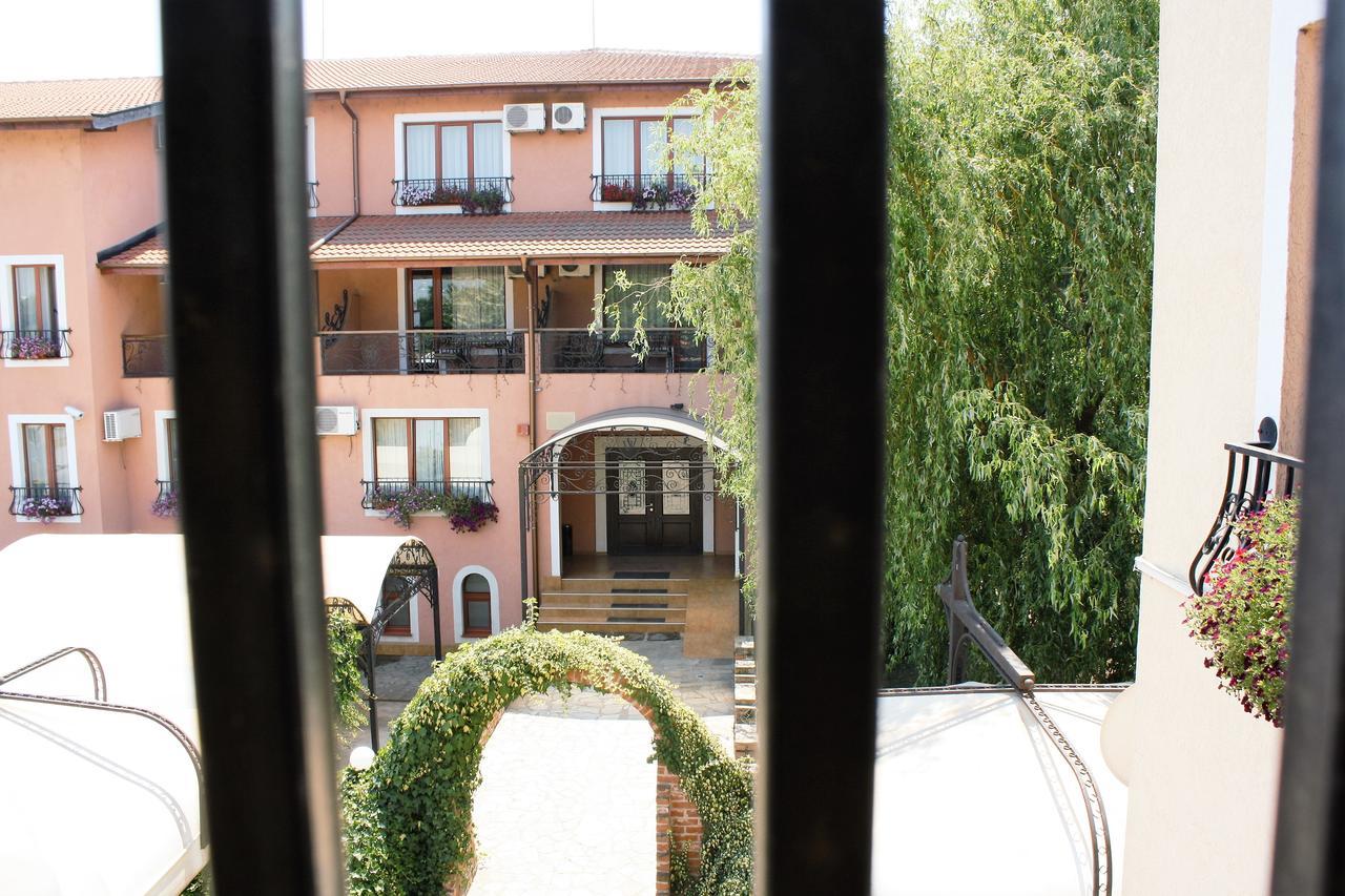 Hotel Villa Verde Gulubovo  ภายนอก รูปภาพ