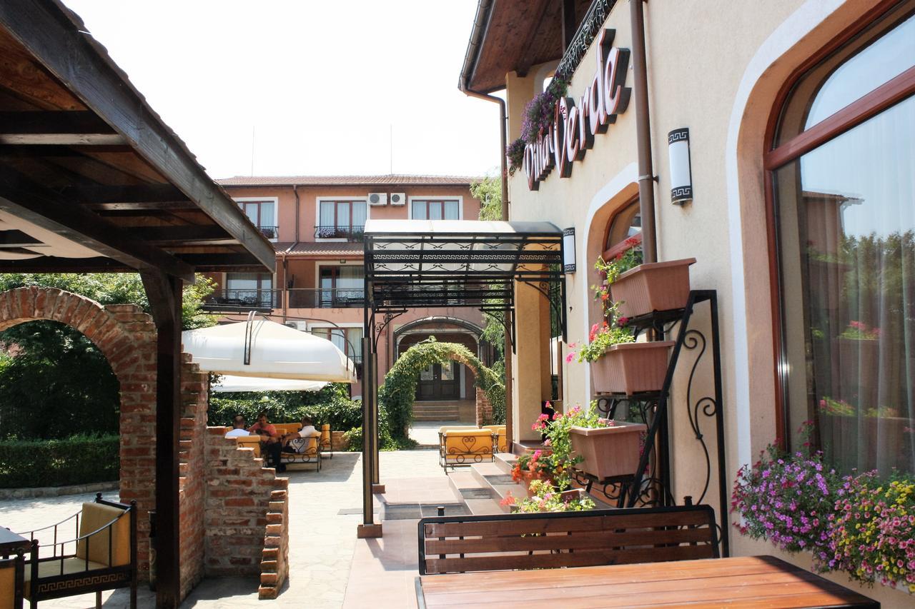 Hotel Villa Verde Gulubovo  ภายนอก รูปภาพ